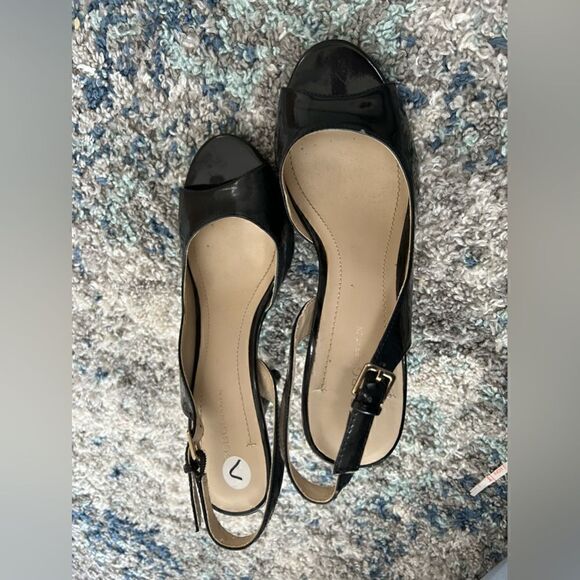 BCBGeneration Black Patent Leather Open Toed High Heels Shoes - Picture 2 of 11